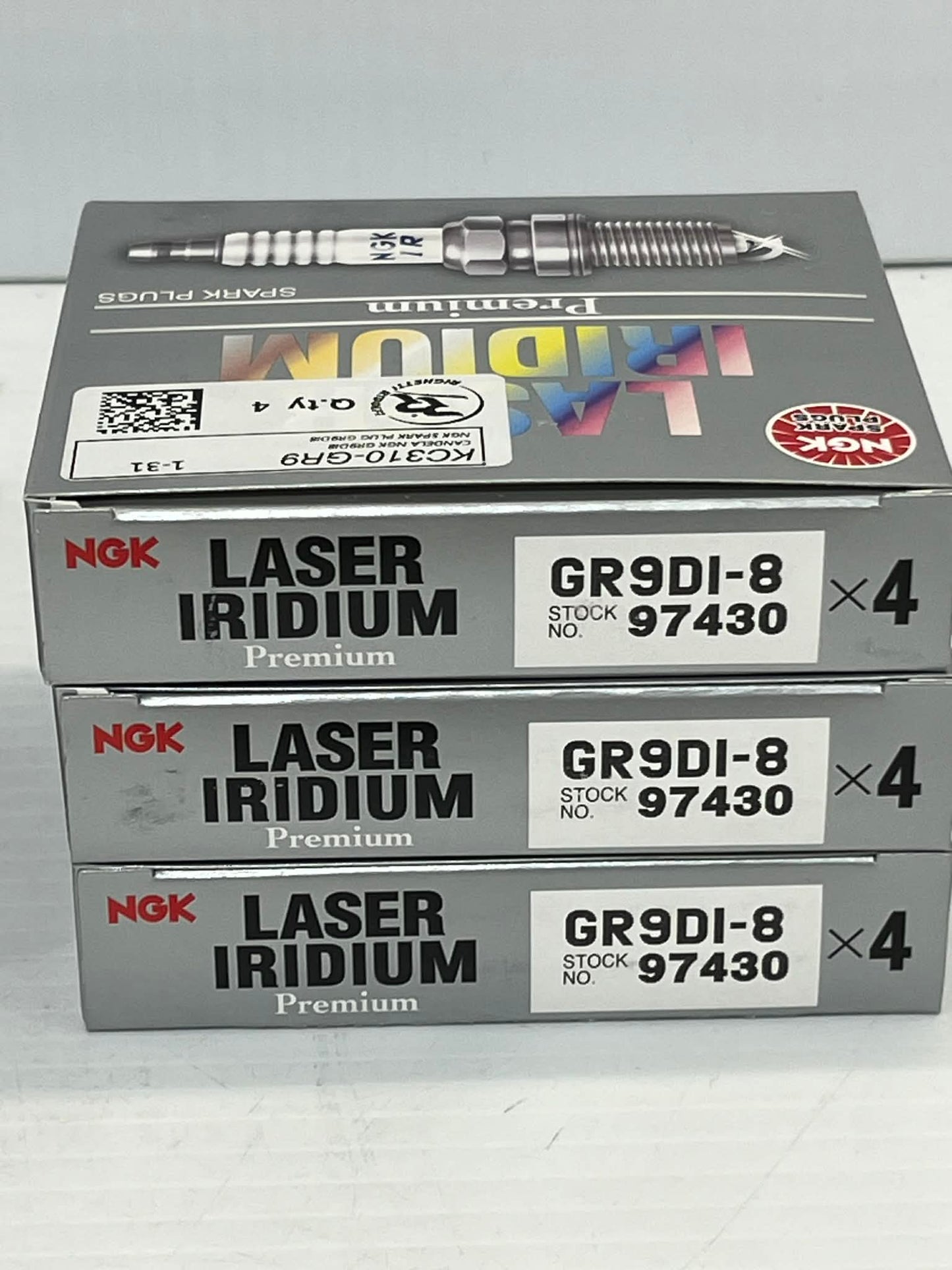 NGK GR8DI-8 / GR9DI-8 Spark Plug - Iridium Racing