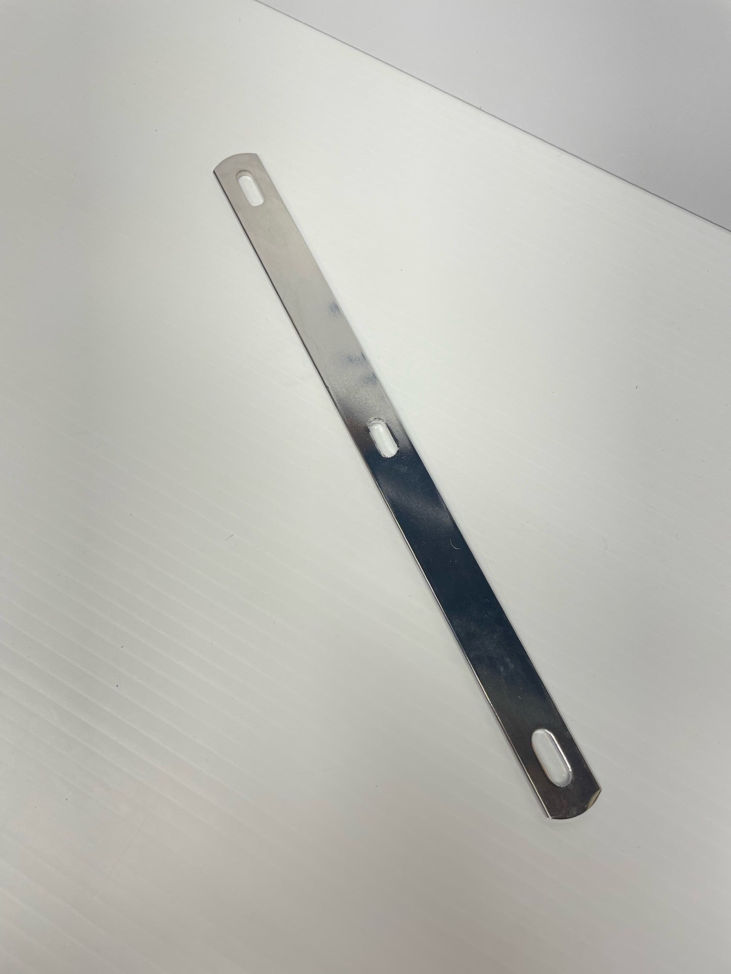 Horizontal Support for Front Panel